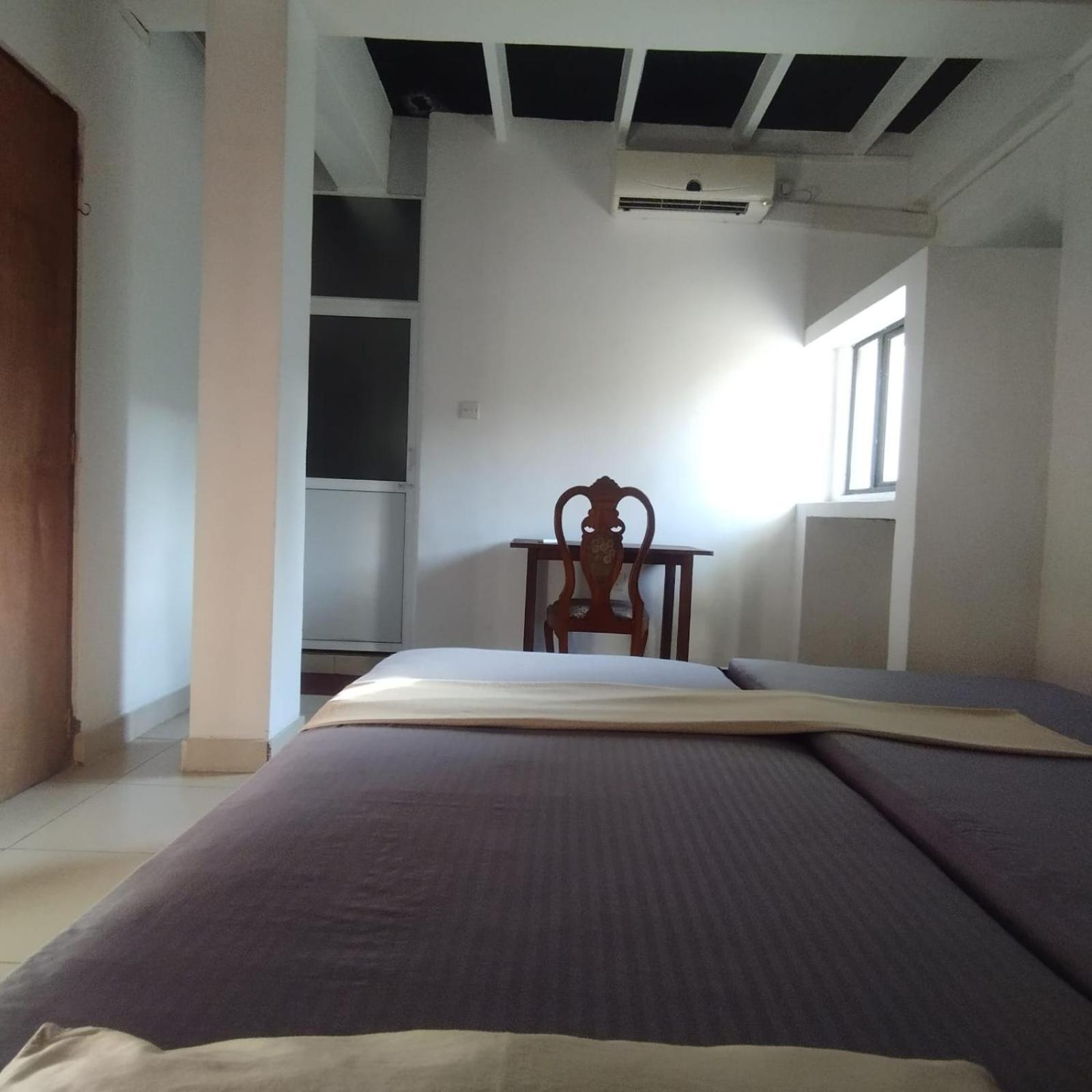 Glance Beach Ahangama Room photo